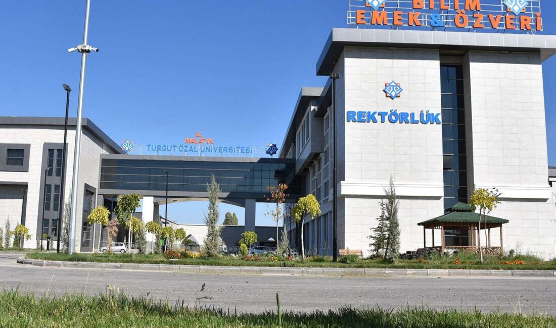 Malatya Turgut Özal Üniversitesi&nbsp;kampüsünde köpek yavrularının öldürüldüğü iddiasıyla paylaşılan görüntüler