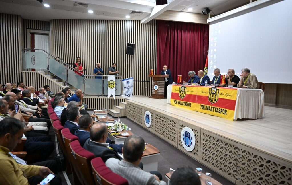 TFF 2.Lig’den bir alt lige düşen Yeni Malatyaspor, olağanüstü seçimli