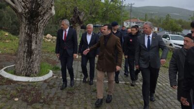 Adıyaman’ın Gölbaşı ilçesinde etkili olan fırtına, Aşağı Azaplı Köyü’nde çeşitli