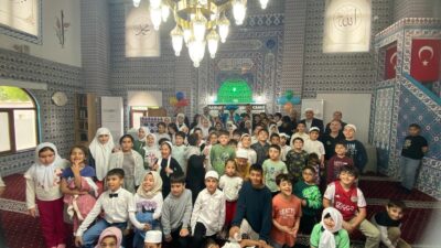 Malatya’nın Yeşilyurt ilçesinde düzenlenen 7-10 Yaş Kur’an Kursu Kapanış Programı