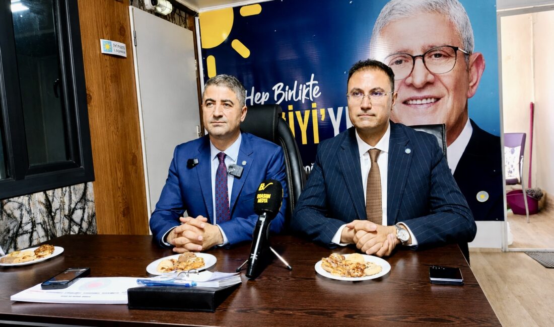 İYİ Parti Malatya’da Görev Değişimi: Serdar Yıldız Yeniden İl Başkanı İYİ Parti Malatya İl Başkanlığı’nda düzenlenen devir teslim töreninde Serdar