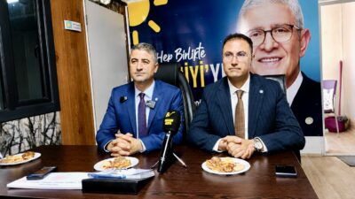 İYİ Parti Malatya İl Başkanlığı’nda düzenlenen devir teslim töreninde Serdar