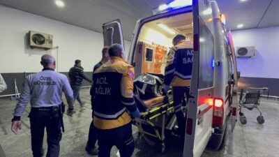Malatya’da iki otomobilin çarpışması sonucu meydana gelen trafik kazasında 3