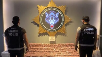 Malatya’da narkotik ekiplerince düzenlenen operasyonda 166 bin 376 adet sentetik