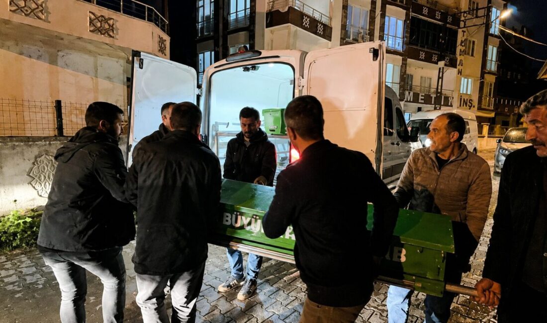 Malatya’da yalnız yaşayan 43 yaşındaki şahıs evinde ölü bulundu. Şüpheli
