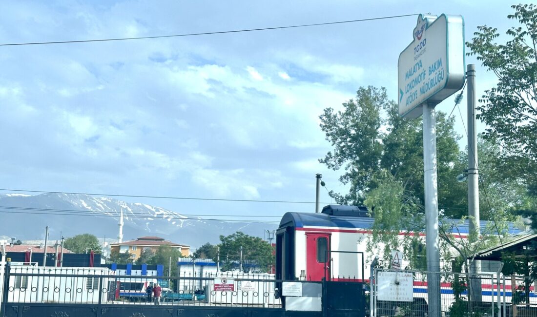 TCDD Taşımacılık Atölyesinde İş Kazası: Bir İşçi Ağır Yaralandı TCDD Taşımacılık Malatya Lokomotif Bakım Atölyesi Müdürlüğü’nde meydana gelen iş