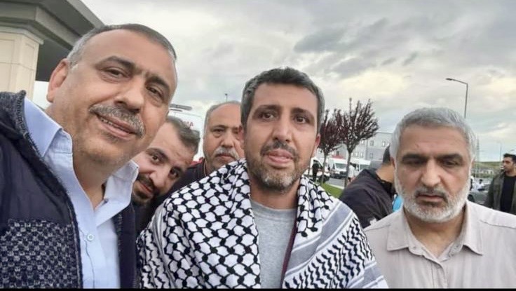 Uluslararası Sularda Alıkonulan Küresel Sumud Filosu Aktivistleri İstanbul’a Getirildi Gazze ablukasını kırmak ve insani yardım ulaştırmak amacıyla yola çıkan