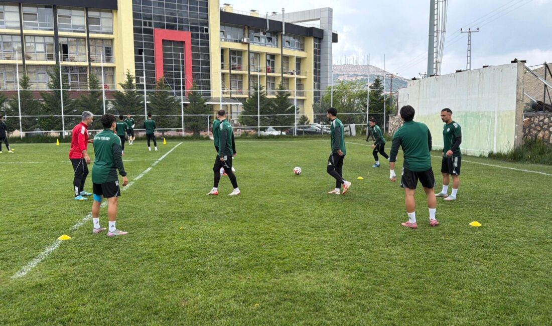 Yeşilyurtspor’da Final Mesaisi Sürüyor Malatya Yeşilyurtspor 2. lig yolunda oynayacağı kritik final karşılaşmasının hazırlıklarına