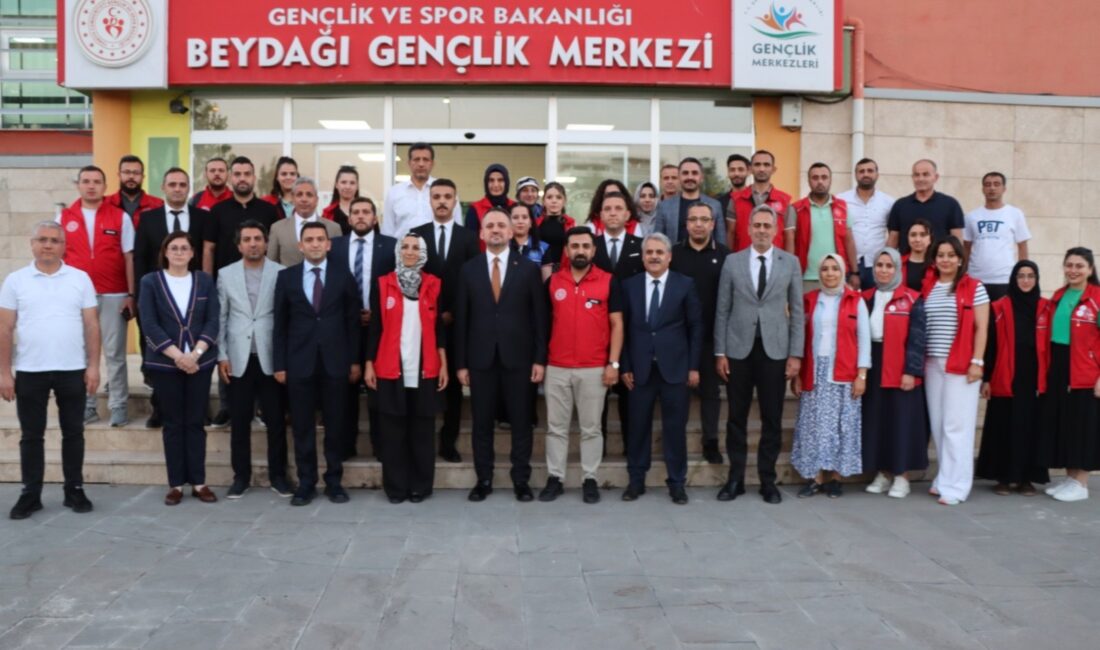 Bakan Yardımcısı Eminoğlu Beydağı’nda Gençlerle Buluştu Gençlik ve Spor Bakan Yardımcısı Dr. Enes Eminoğlu, Malatya programı
