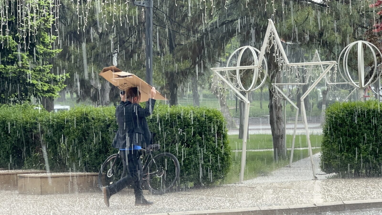 Malatya İçin Kuvvetli Yağış Alarmı Meteoroloji 13. Bölge Müdürlüğü, Malatya genelinde kuvvetli sağanak ve gök
