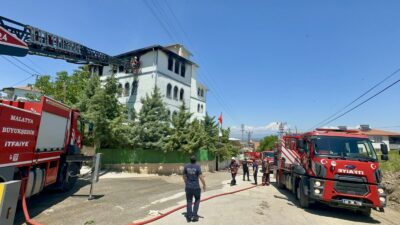Malatya’nın Yeşilyurt ilçesinde bir medresenin yemekhane bölümünde çıkan yangın, itfaiye