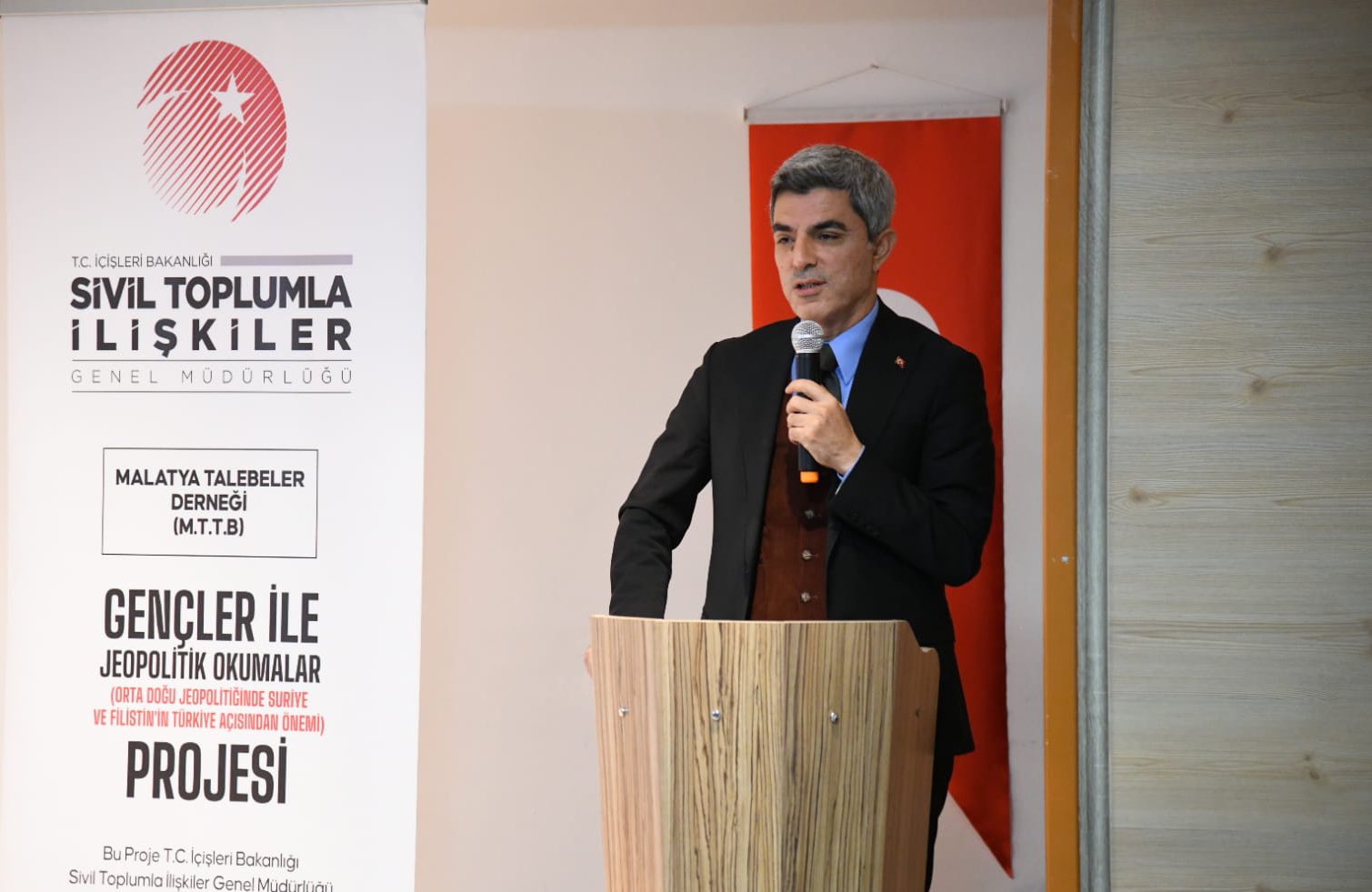 Malatya İl Millî Eğitim Müdürü Behçet Bakır, ismi ve görev