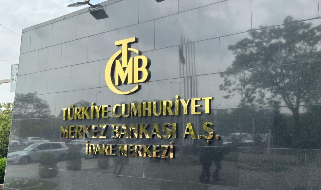 Türkiye Cumhuriyet Merkez Bankası, politika faizini yüzde 37 seviyesinde sabit