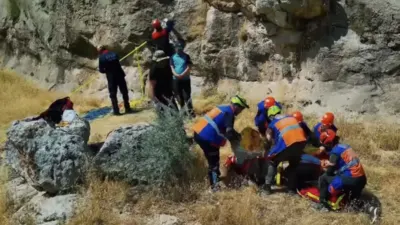 Malatya’da UMKE personeline yönelik düzenlenen eğitim programı, gerçeğini aratmayan tatbikatla