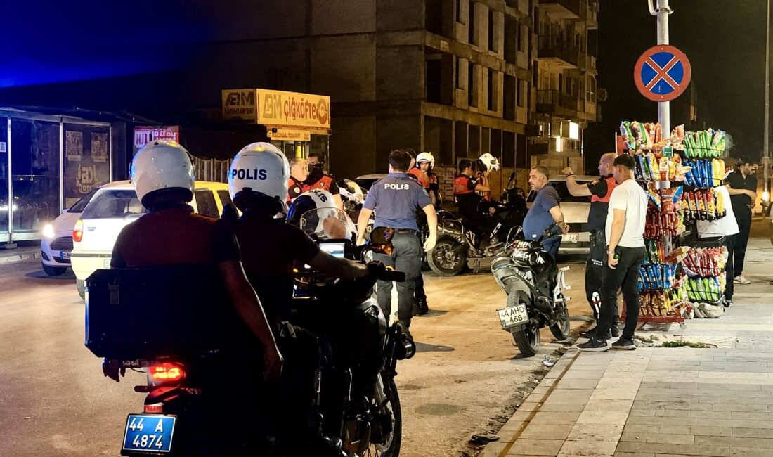 Malatya’da Paşaköşkü Mahallesi’nde başlayan silahlı kavga, Çukurdere Mahallesi’nde devam etti.