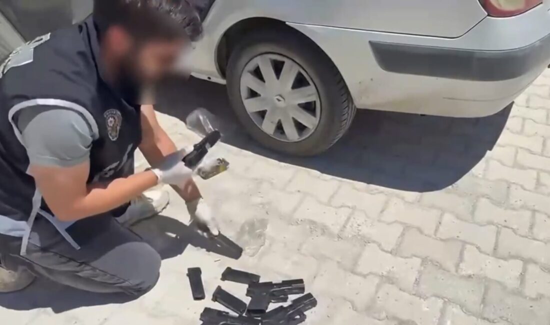 Malatya İl Emniyet Müdürlüğü ekiplerince gerçekleştirilen operasyonlarda 7 ruhsatsız tabanca,