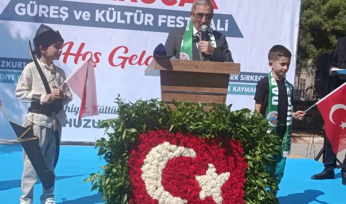 Darende’de Zengibar Karakucak Festivali başladı Darende’de bu yıl 73’üncüsü düzenlenen Zengibar Karakucak Güreş ve Kültür
