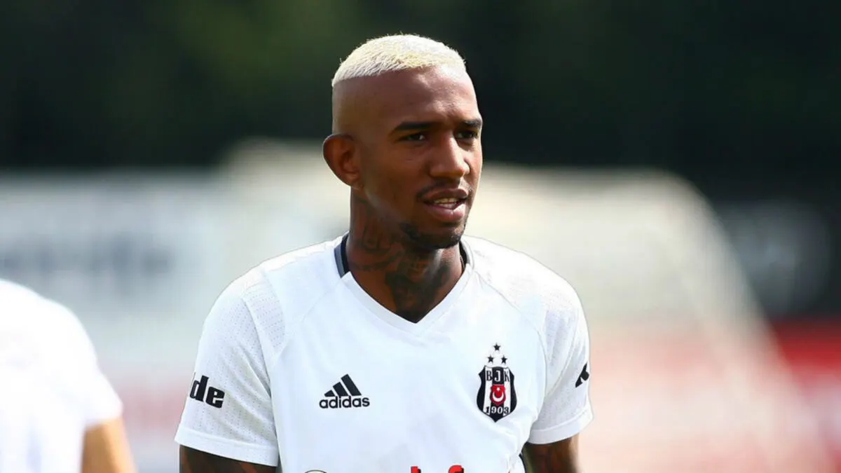 Fenerbahçe’nin Brezilyalı futbolcusu Anderson Talisca’nın Al-Jazira’ya transferi için kulüplerin anlaşmaya