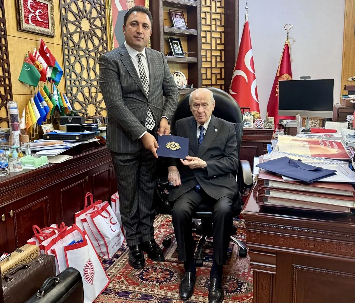 Kuluncak Belediye Başkanı Erhan Cengiz, MHP Genel Merkezi’nde Devlet Bahçeli