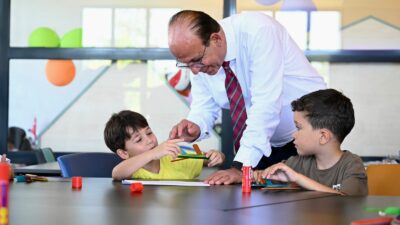Yeşilyurt Belediye Başkanı Prof. Dr. İlhan Geçit, Sanayi ve Teknoloji