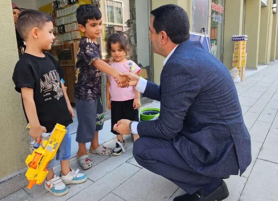 Battalgazi Belediye Başkanı Bayram Taşkın, yeni çarşının Turgut Temelli (Emeksiz)