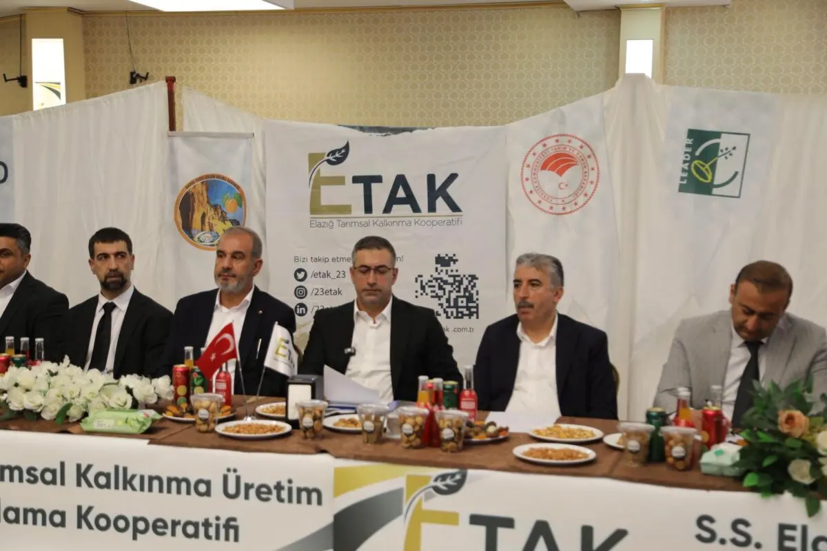 Baskil Kayısı Çalıştayı’nın sonuç bildirgesinde, ilçede yetişen kayısının “Baskil Kayısısı”