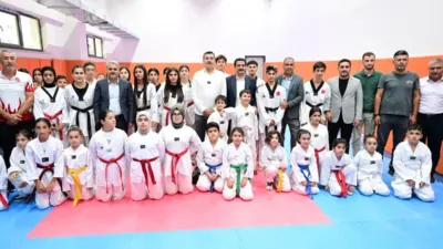 Battalgazi’de yaklaşık 40 branşta gerçekleştirilen Yaz Spor Okulları sona erdi.
