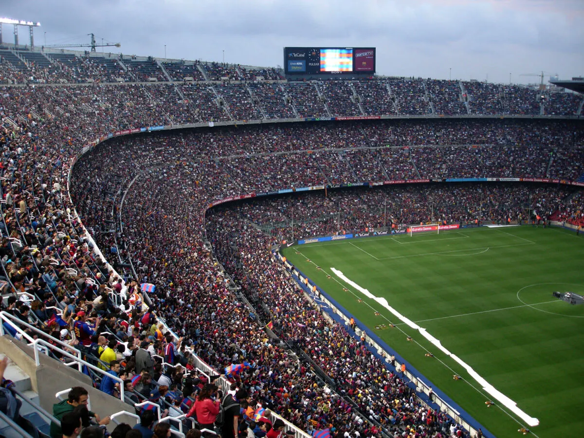 Barcelona’nın eylül ayında KKTC’de düzenlemesi planlanan gençlik futbol kampı, Kıbrıs’taki