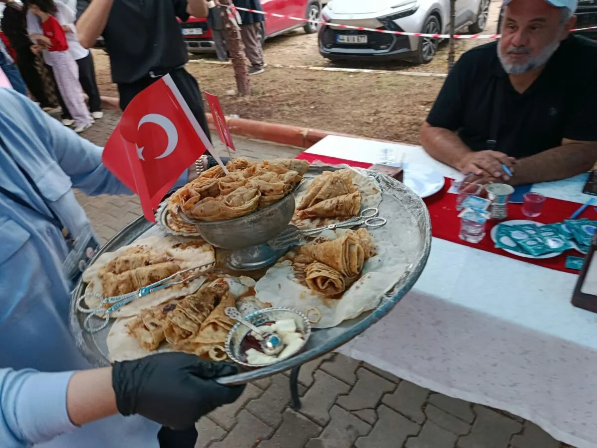 Malatya’nın Darende ilçesinde festival kapsamında düzenlenen yöresel yemek yarışmasında 18
