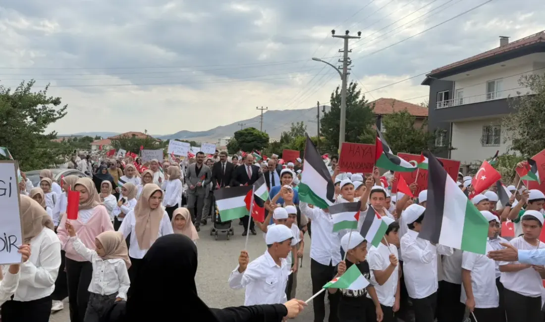 Malatya’nın Doğanşehir ilçesinde, “Bir Yazın Hatırası, Bir Ömrün Rehberi: Kur’an