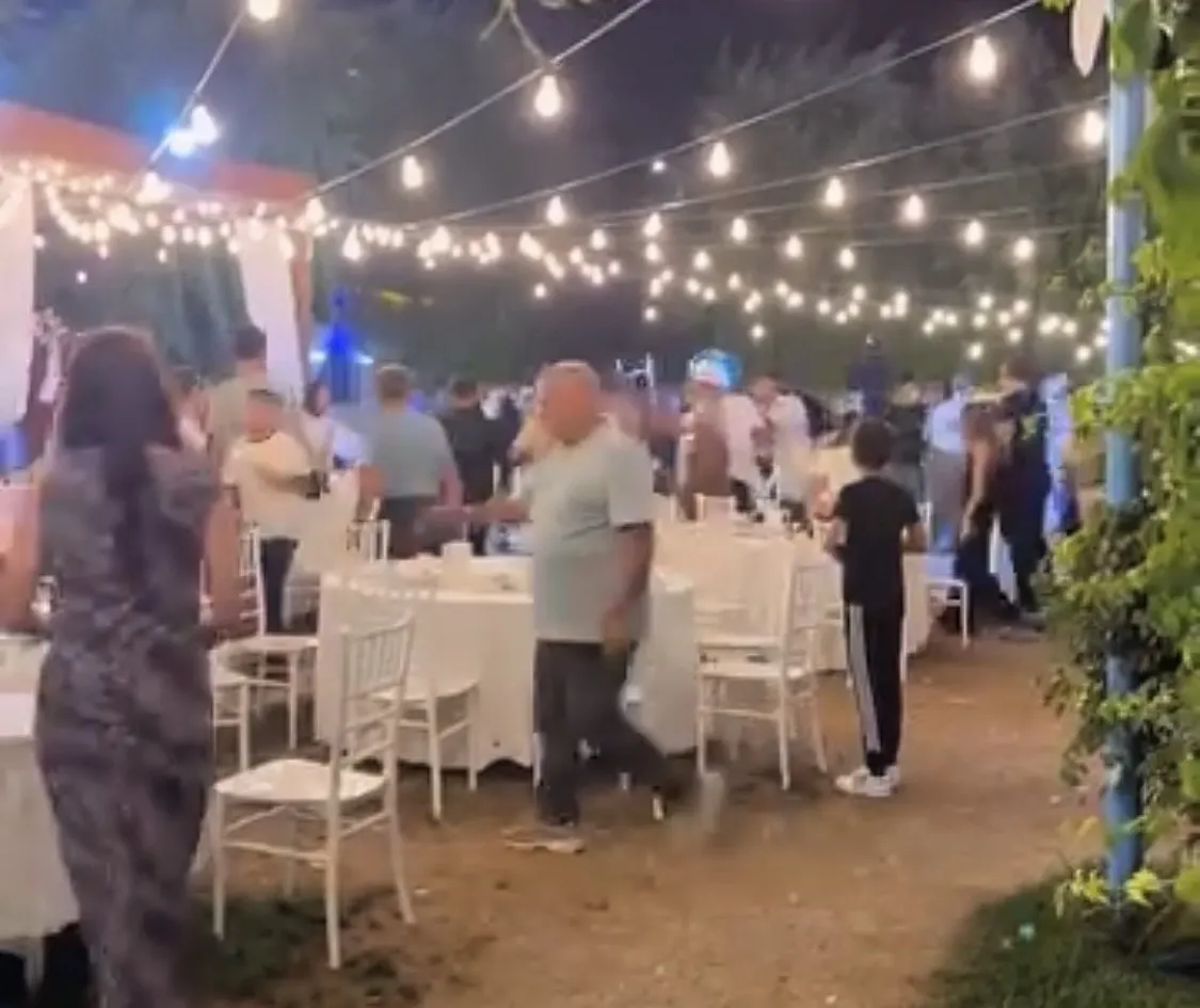 Malatya’da gelin ve damat tarafının halay sırasında başlayan tartışması kavgaya