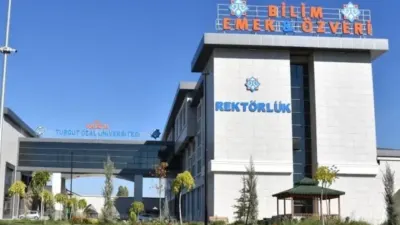 Malatya Turgut Özal Üniversitesi, çeşitli unvanlarda çalıştırılmak üzere 13 sözleşmeli
