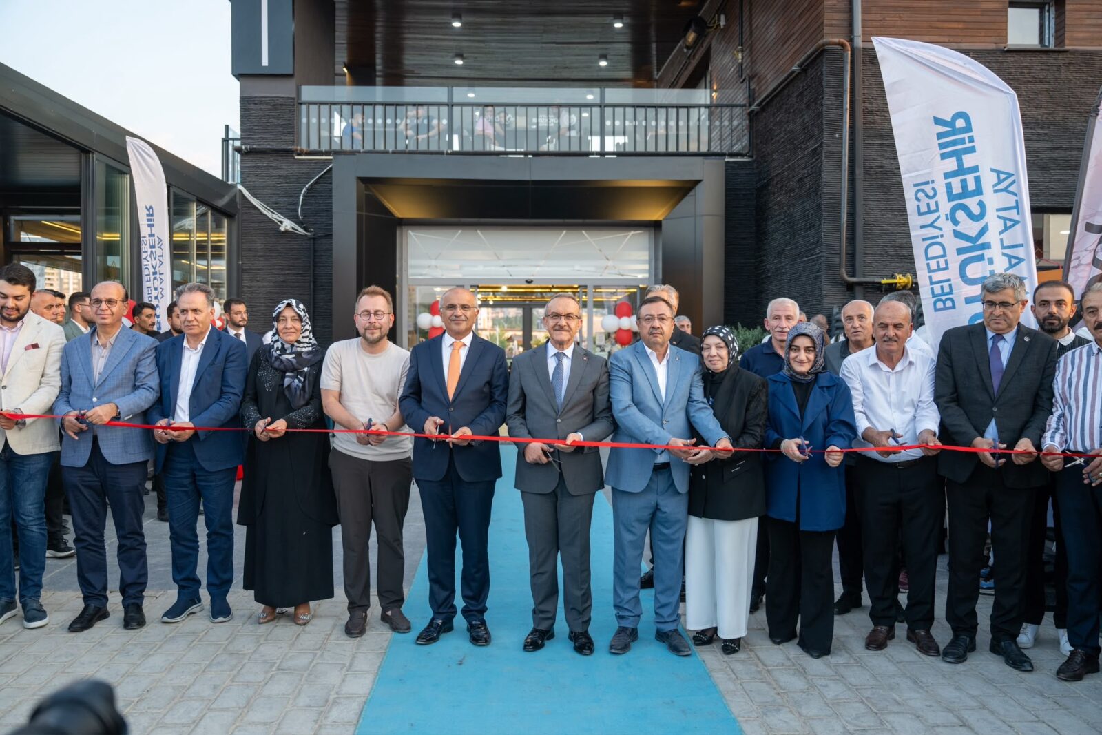 Malatya Büyükşehir Belediyesi tarafından Yüzüncü Yıl Kent Parkı’nda hayata geçirilen