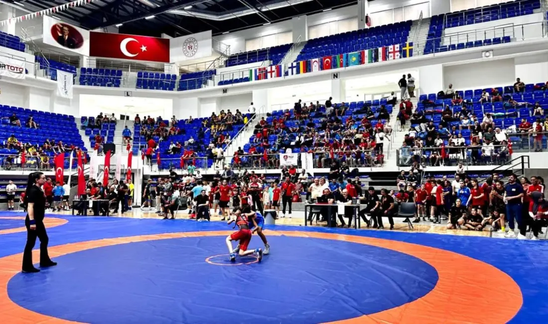 Malatya’da Uluslararası Güreş Turnuvası 15 Ülkeden Sporcuları Buluşturdu Malatya’nın ev sahipliğindeki uluslararası güreş turnuvası, 15 ülkeden yaklaşık bin