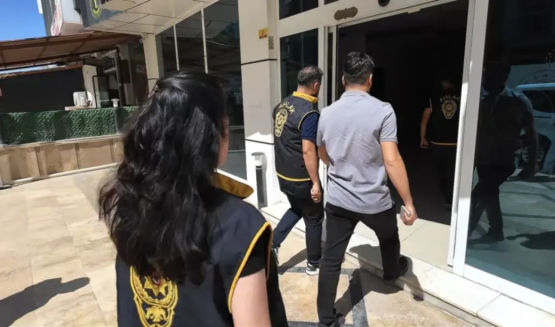 Malatya'daki operasyonda zorla çalıştırıldıkları değerlendirilen 12 kadın tespit edildi. Aramalarda