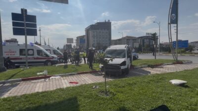 Malatya’da &nbsp;yaklaşık 1,5 saat arayla meydana gelen iki ayrı trafik
