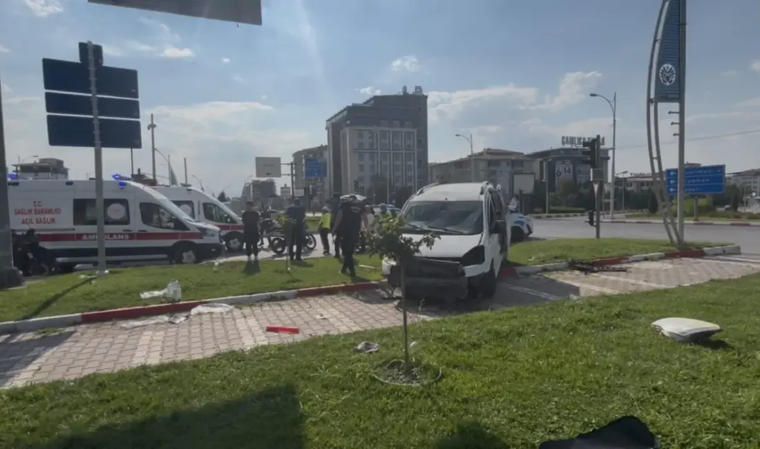 Malatya’da &nbsp;yaklaşık 1,5 saat arayla meydana gelen iki ayrı trafik
