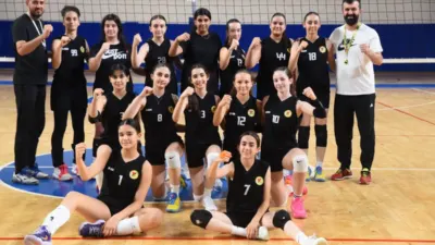 ANALİG’de grup ve yarı final müsabakalarını namağlup geçerek Türkiye Finalleri’ne