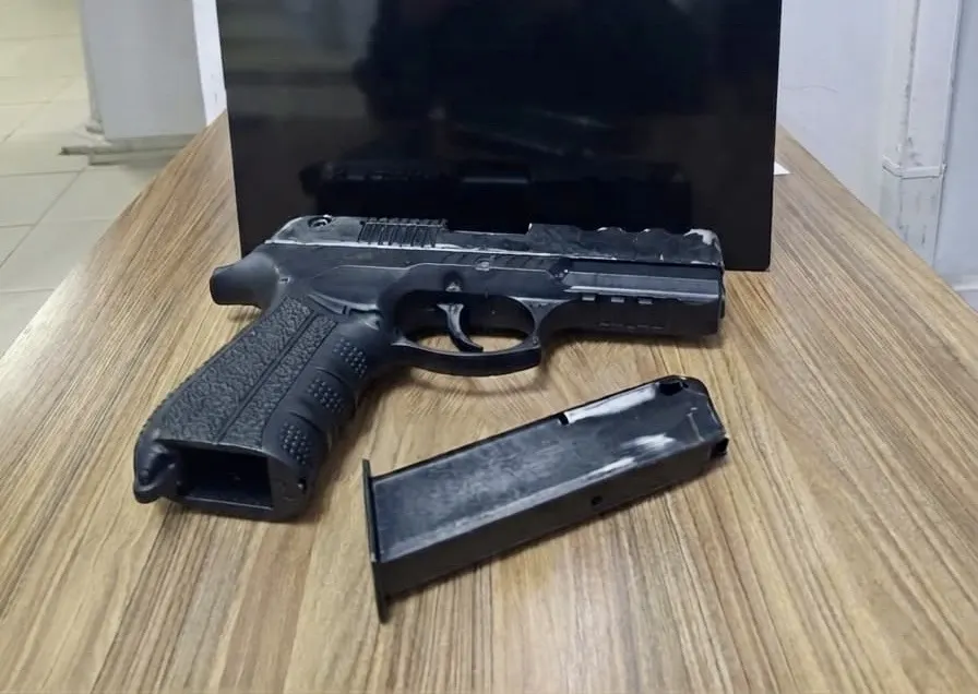 Tartıştığı Kişinin Aracına Ateş Etti Malatya’da çıkan tartışmanın büyümesi üzerine çekici üzerindeki araca tabancayla ateş