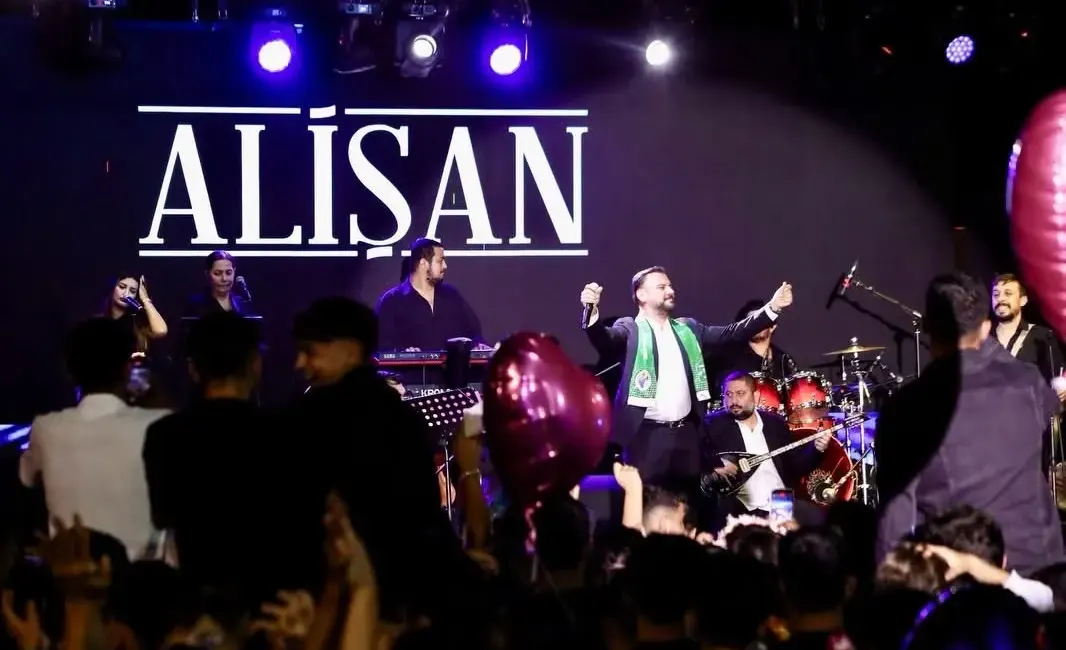 73. Zengibar Karakucak Güreş ve Kültür Festivali kapsamında sahne alan