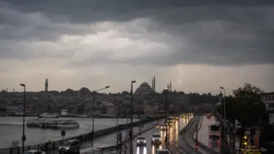 Meteoroloji verilerine göre İstanbul’da 28 Ağustos Cuma günü gök gürültülü
