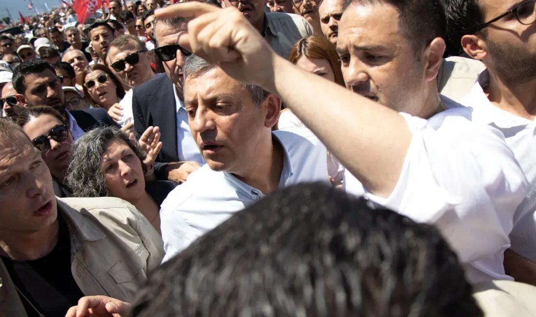 Umut Akdoğan, benzin ve motorin fiyatlarının üç haneli seviyelere ulaştığını