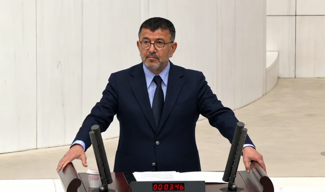 Ağbaba’dan Malatya hızlı tren projesi için açıklama çağrısı Veli Ağbaba, Bakan Uraloğlu’nun ziyaretinde hızlı tren projesine değinilmemesini eleştirdi.