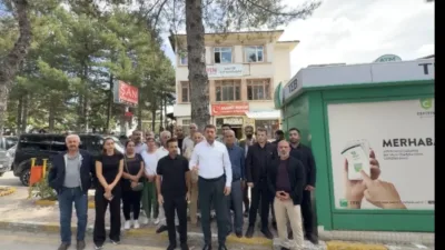 Parti binası ve demirbaşların kullanımıyla ilgili tartışmada taraflar karşı karşıya