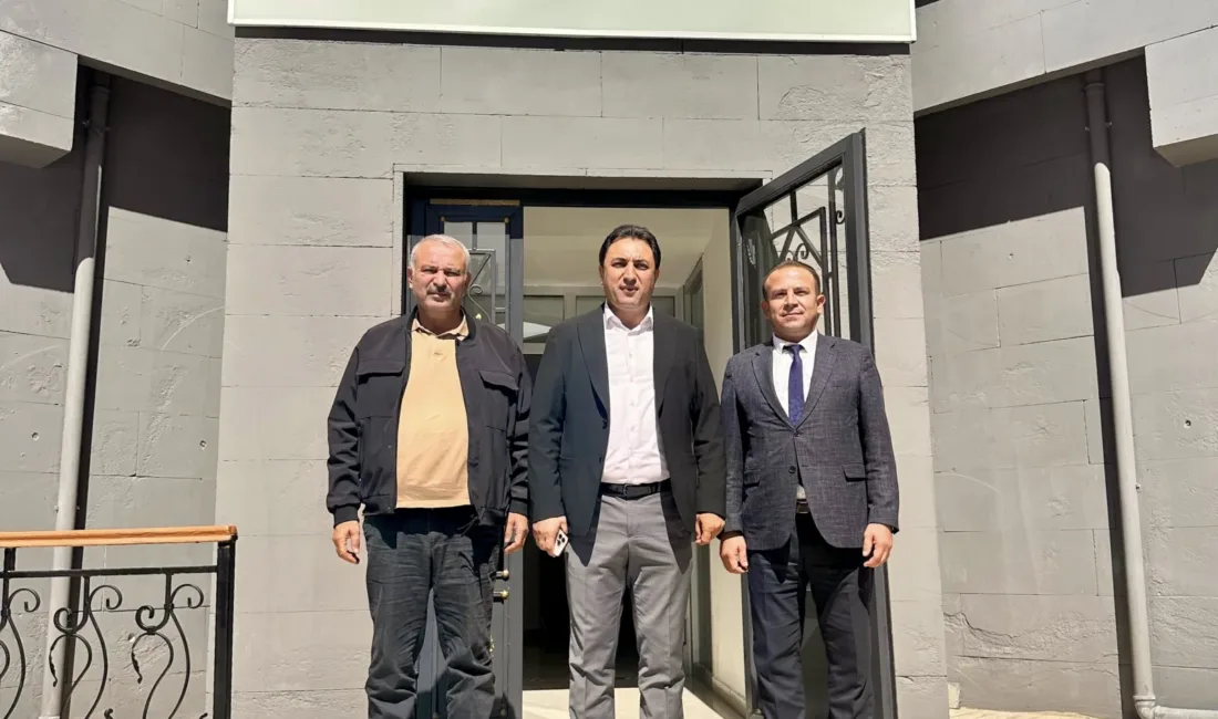 Kuluncak’ta Yeni Eğitim Yılı İçin Başarı Mesajı Erhan Cengiz ve Ahmet Boyraz, İlçe Millî Eğitim Müdürü Ali