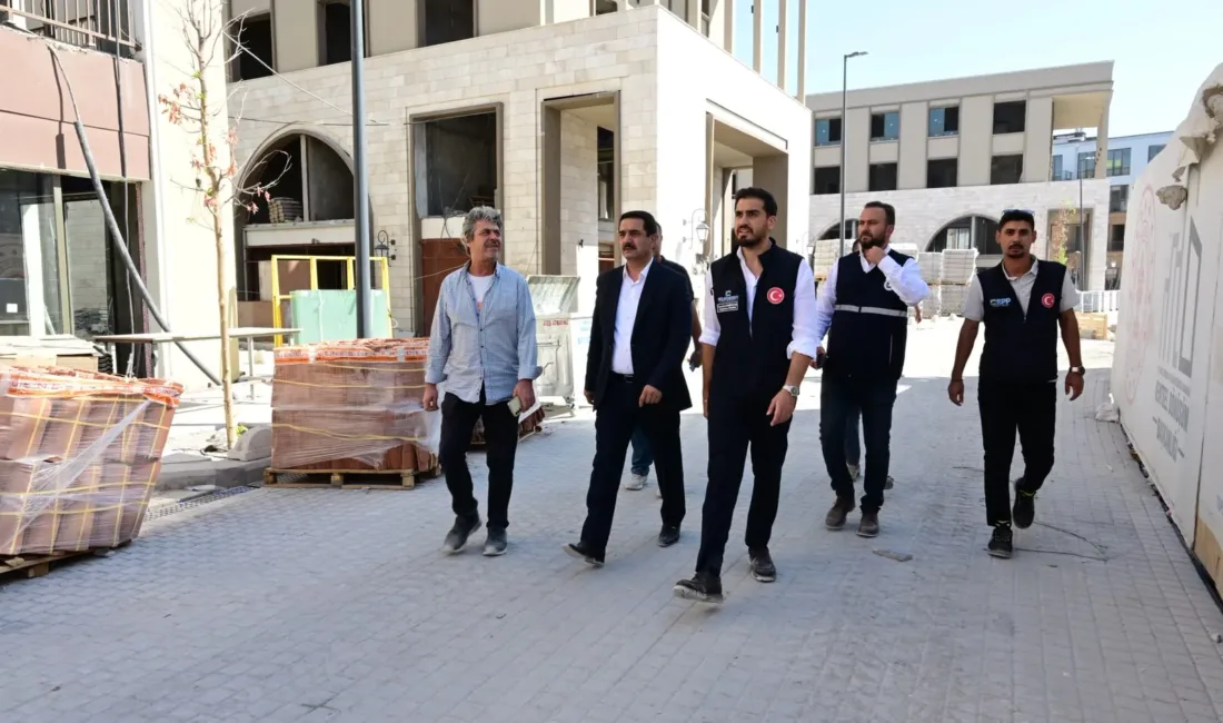 Şemsiye Sokak ve Yeni Cami ay sonunda açılacak Bayram Taşkın, rezerv alan çalışmalarında Şemsiye Sokak ve Yeni Cami