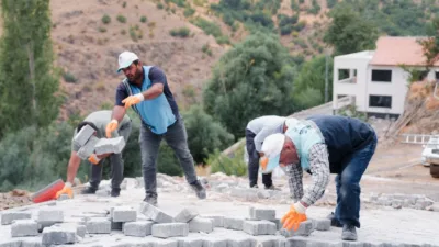 Battalgazi Belediyesi, Kamıştaş Mahallesi’nde 2 bin 500 metrekare kilit taşı
