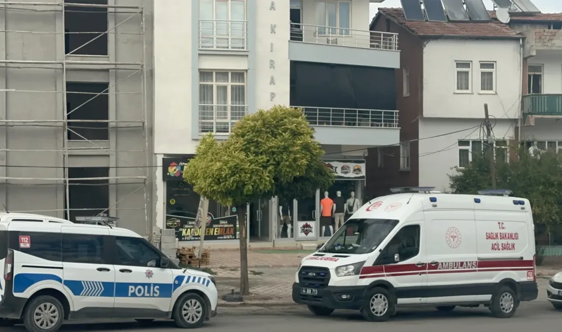 Battalgazi Mahallesi’ndeki olayda sağlık ekipleri, kişinin hayatını kaybettiğini belirledi.