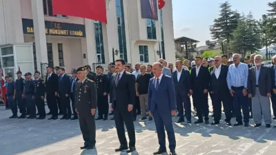 Törende gazilerin fedakârlıkları vurgulanırken Hasangazi Şehitliği’nde şehitler dualarla anıldı.