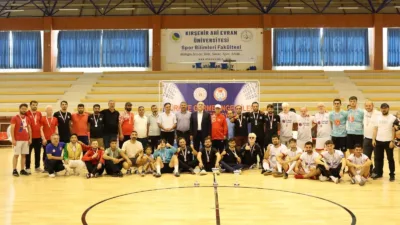 B2-B3 Futsal Müsabakaları’nda mücadele eden kulüp, azim ve takım ruhuyla